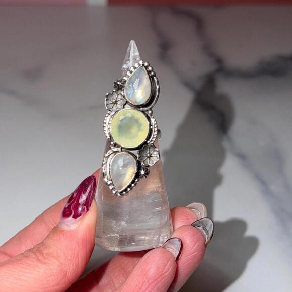 Jewelry - Triple Stone Prehnite & Flashy Moonstone Floral Ring: Sterling Silver - Size 7